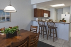 ormond-beach-royal-floridian-south-resort-2bd-dining-kitchen