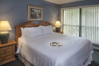 hilton-head-island-southwind-resort-3-bedroom-master-bedroom