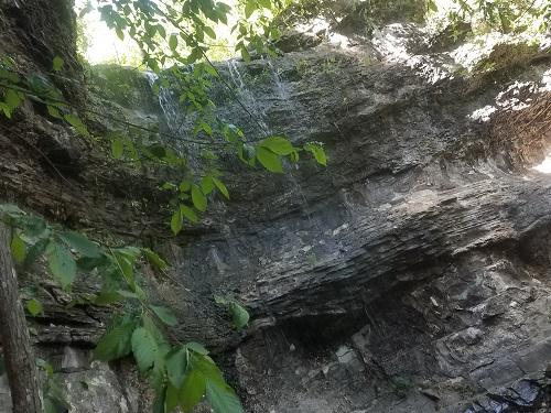 branson sprin hike blog rock 500x375